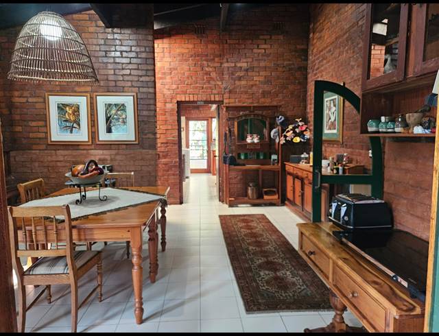 5 BEDROOM BED & BREAKFAST FOR SALE IN WESTVILLE